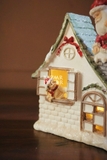 Mô hình để bàn phát sáng - Ngôi nhà ống khói và ông già Noel 14x17cm