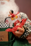 Đồ chơi ông già Noel chế tạo đồ chơi có thể cử động