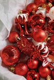 .Hộp 39 phụ kiện & châu đỏ trắng - Santa Claus in Snowland