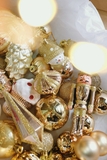 .Hộp 39 phụ kiện & châu Rosegold - Winter Palace