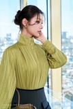 Áo sơ mi suông vừa cổ cách điệu tay dài