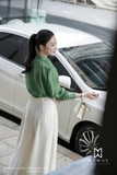 (2 màu) Áo sơ mi suông vừa tay dài kết cấu xếp ly