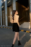 Quần short cạp cao phối cúc