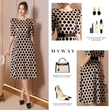 Outlet | Đầm Nhung cổ thuyền họa tiết Polka Dots