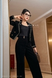 Áo vest nhung cổ hai ve phối viền sành điệu