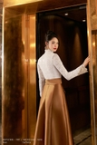 (5 màu) Áo thun cổ 3 phân họa tiết ren cao cấp
