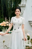 Chân váy xòe xếp ly