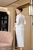 Áo kiểu cổ tròn dáng Peplum