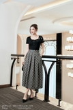 Chân váy xòe xếp ly