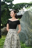 Chân váy xòe họa tiết hoa hồng