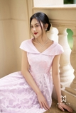 Đầm xòe xếp ly cổ V