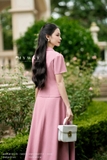 Chân váy xòe rủ hồng anh đào
