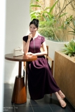 Đầm xòe cổ tròn tay ngắn khóa trước