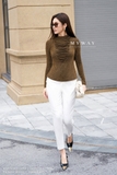 Áo cotton ôm vừa dáng cổ lọ