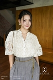 Áo sơ mi ren suông vừa cổ tàu