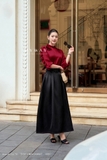 (2  màu) Áo sơ mi dáng suông vừa phối đính hoa 3D