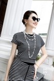 Áo thun tay vát kẻ ngang