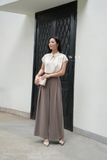 Áo sơ mi cổ Đức tay ngắn dài ngang hông