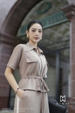 Áo thời trang suông vừa cổ biến kiểu eo rút