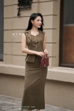 Áo vest ôm dáng cổ 2 ve biến kiểu