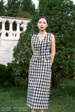 Chân váy chữ A họa tiết kẻ caro