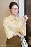 Áo sơ mi suông vừa dáng cổ biến kiểu