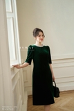 Đầm suông Nhung tay lỡ cổ đính ngọc