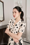 Đầm xòe cổ vest họa tiết chấm bi
