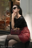 Áo kiểu ôm dáng cổ thuyền