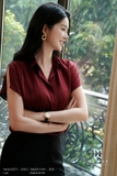 Áo sơ mi kẻ dọc bo gấu mặc hai kiểu tay ngắn và sát nách