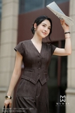 (3 màu) Áo kiểu dáng ôm vừa phối cổ tim