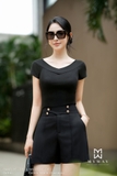 Quần Sooc Thời Trang Ôm A Dài Trên Gối Với Khuy Trang Trí