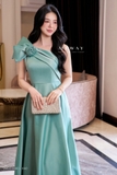 Đầm xòe dáng cổ biến kiểu phối hoa