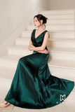 Đầm xòe cổ biến kiểu hở lưng dài trên mắt cá