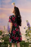 Đầm suông tay ngắn họa tiết hoa hồng