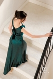 Đầm xòe cổ biến kiểu hở lưng dài trên mắt cá