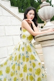 Đầm hoa xòe rủ cổ cách điệu