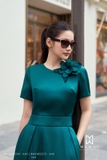 Chân váy xòe dáng xếp ly dài qua bắp