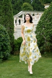 Đầm hoa xòe rủ cổ cách điệu