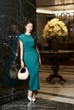 Chân váy A cotton cạp cao có xẻ sau