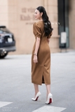 Đầm ôm dáng cổ thuyền dài qua bắp