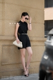 Quần short cạp cao họa tiết ren