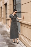 Đầm xoè rủ cổ tròn cách điệu kẻ ngang