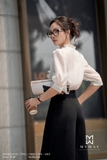 Áo sơ mi cổ bèo đính hoa