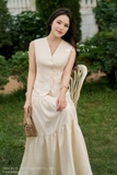 Áo Gile cổ tim không tay túi giả trang trí