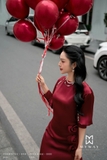 Chân váy Lụa chữ A đính hoa hồng xẻ cao
