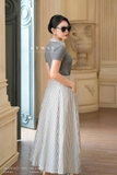 Áo cotton ôm vừa dáng cổ biến kiểu