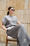 Áo kiểu dáng suông vừa phối cổ tròn