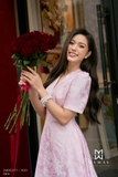 Đầm xòe dáng rủ phối cổ tim dài qua bắp