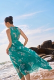 Đầm maxi tơ cổ yếm họa tiết hoa trắng
